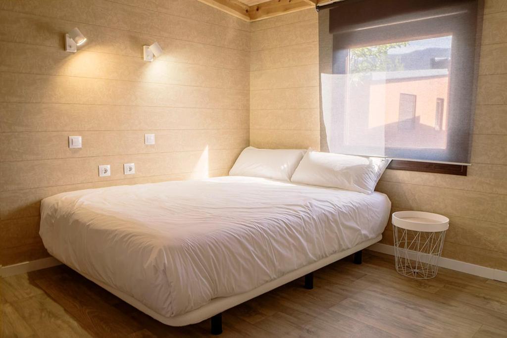 El Arrebol Comfort Camp Jaca Eksteriør bilde