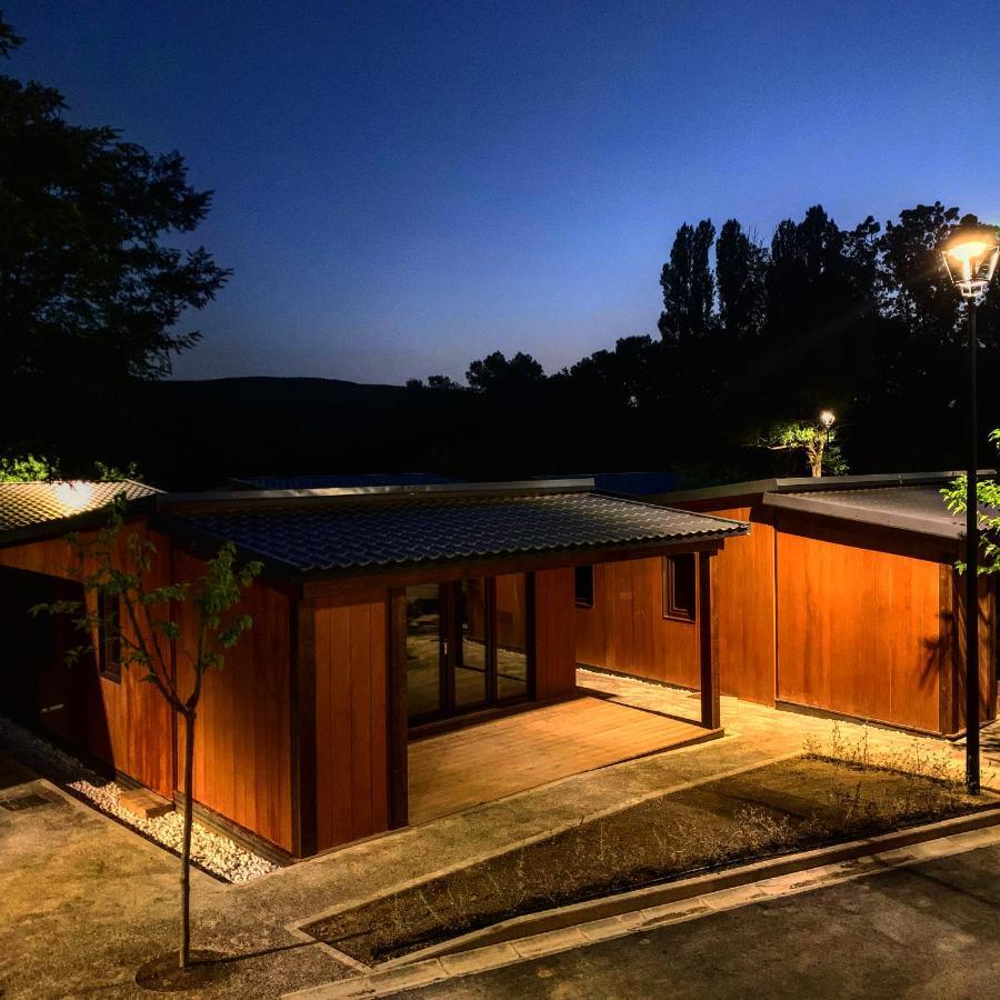 El Arrebol Comfort Camp Jaca Eksteriør bilde