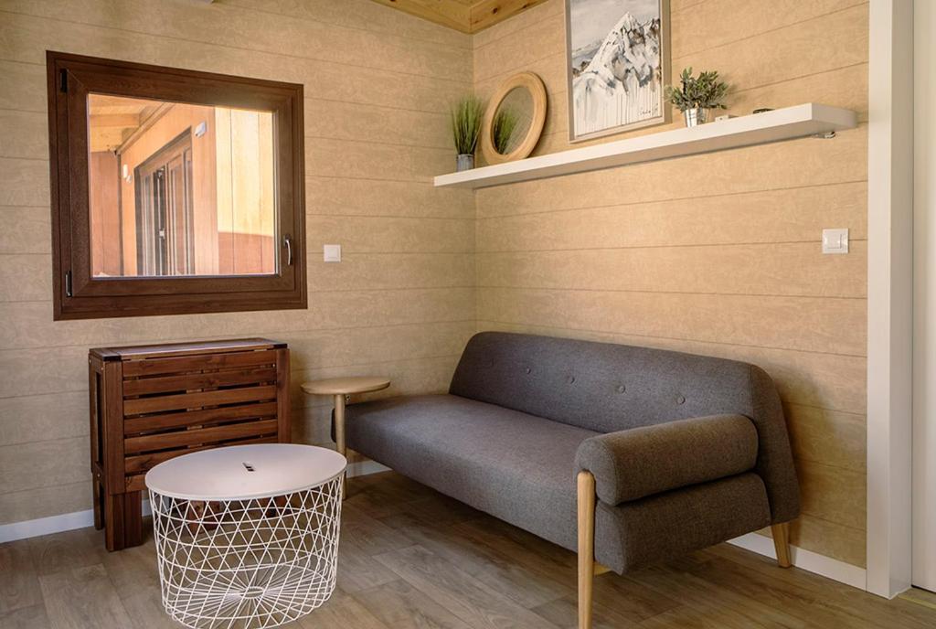 El Arrebol Comfort Camp Jaca Eksteriør bilde