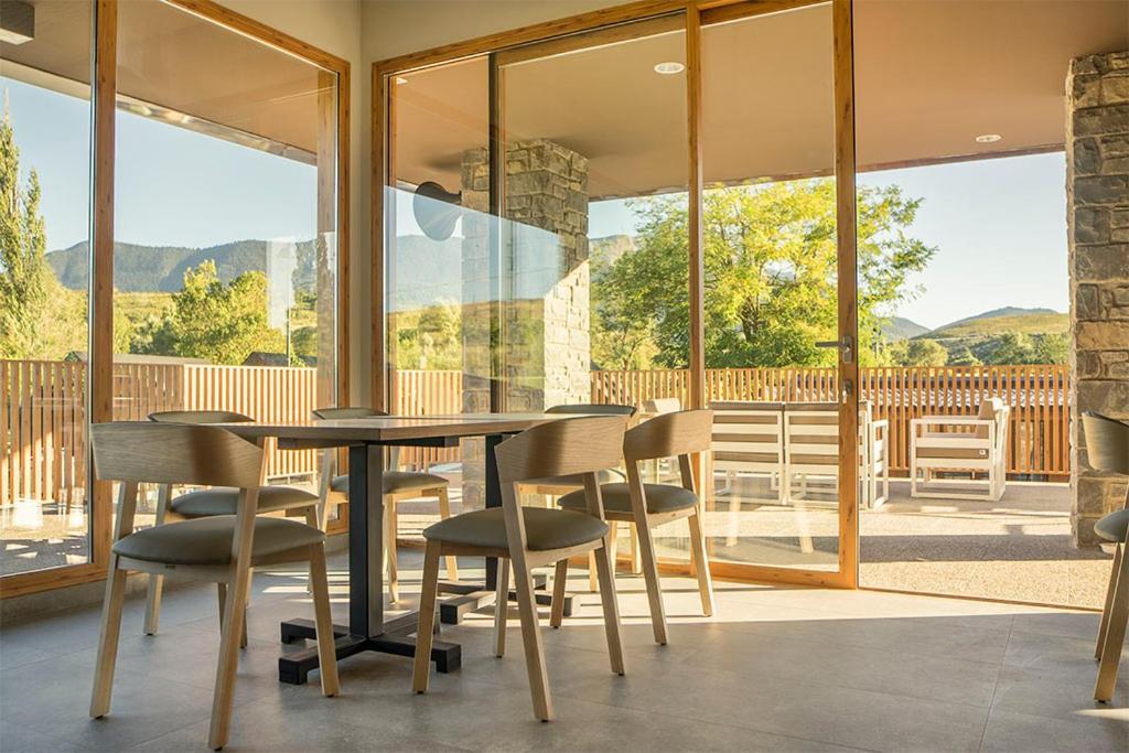 El Arrebol Comfort Camp Jaca Eksteriør bilde
