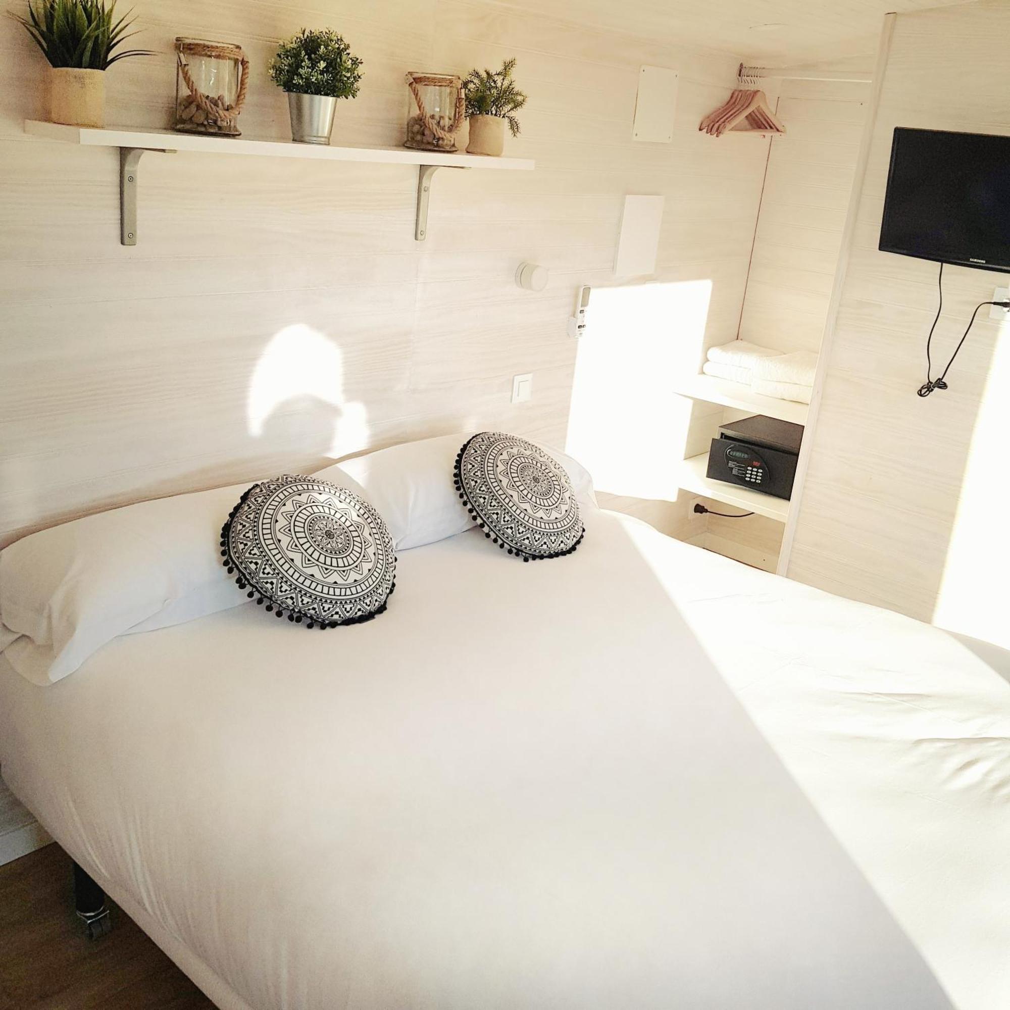 El Arrebol Comfort Camp Jaca Eksteriør bilde